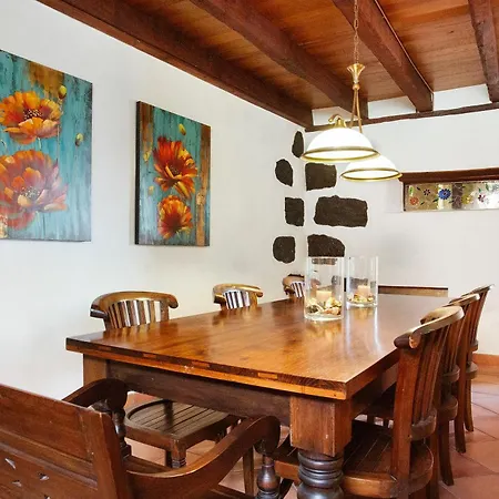 Nyaraló La Casona De La Rambla *